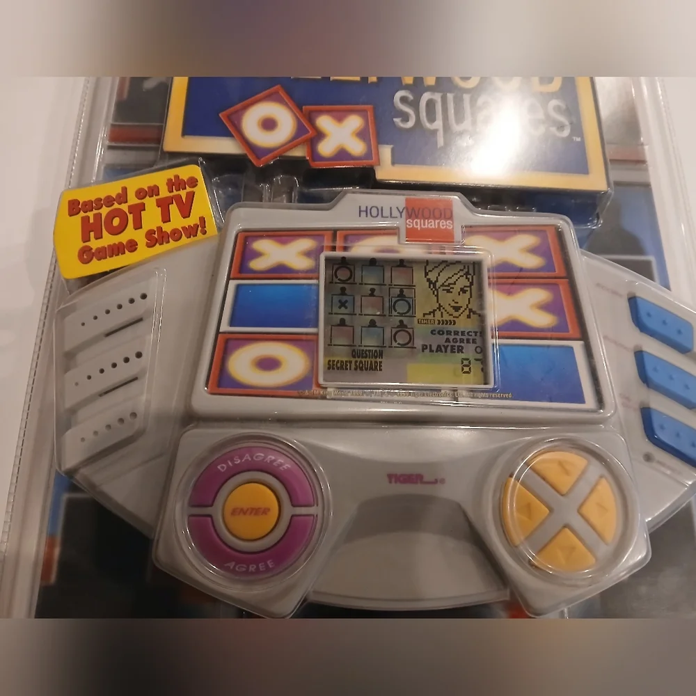 The Tiger Electronics Hollywood Squares Handheld Electronic Game
